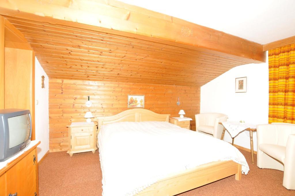Fruehstueckspension & Appartements Eugenie Kitzbühel Pokój zdjęcie